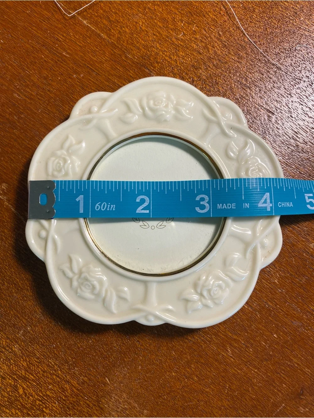 Lenox Cream Porcelain picture frame with Gold Accent